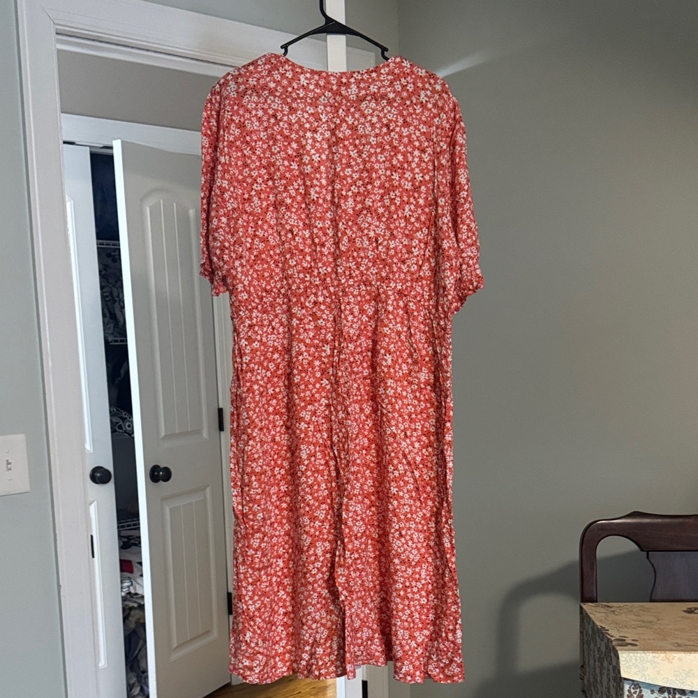 Time and Tru Red Floral Midi Dress - Picture 3 of 3